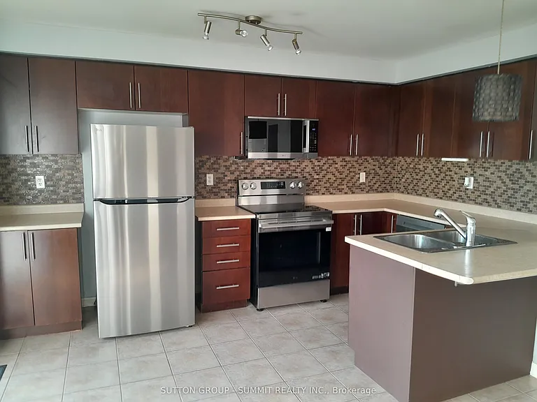 71 Garth Massey Dr #4 — Photo 6