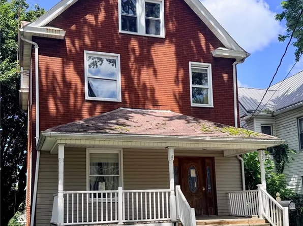 925 Morton St, New Castle, PA 16101