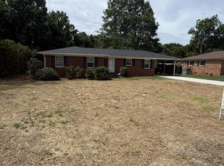 109 Westgate Dr, Greenwood, SC 29646