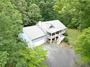 111 Chad Cir, Sylva, NC 28779