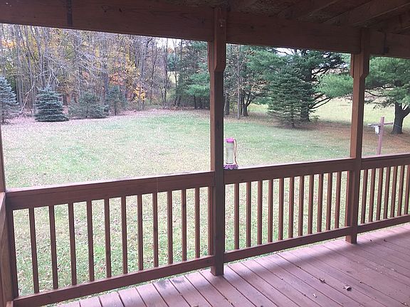 5th image of 34 Naugle Dr