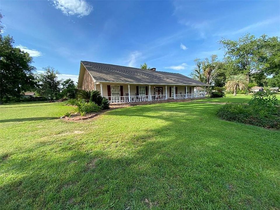 117 Bernes St, Marksville, LA 71351 MLS 2403248 Zillow