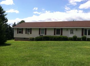 384 Newtown Rd, Greenwood, VA 22943