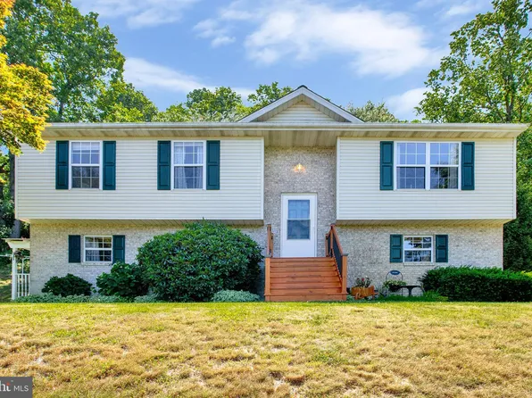 4885 Melody Ln, Manchester, MD 21102