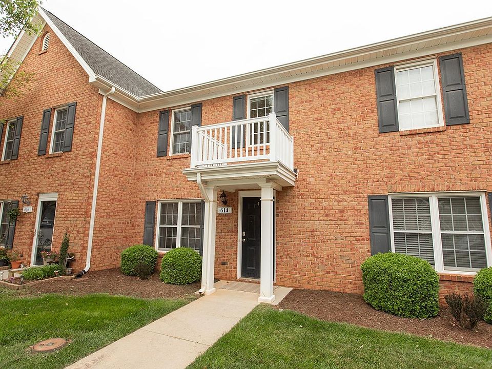 1st image of 614 Capstone Dr