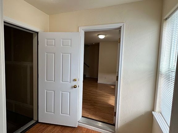5th image of 663 & 667 E 23rd Ave #663
