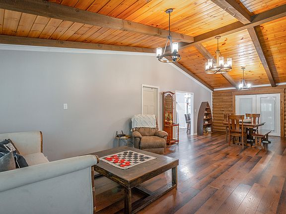 4th image of 313 Cornelison Dr