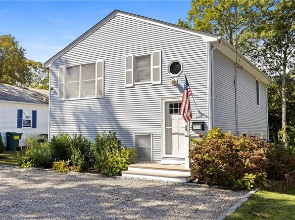 110 Winsor Ave, North Kingstown, RI 02852