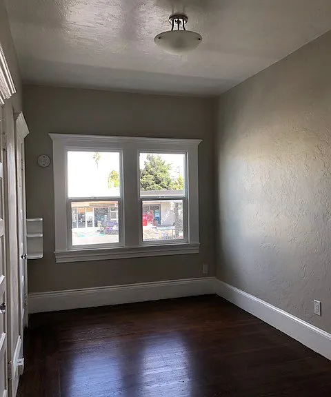 4186-4198 Piedmont Ave — Photo 9