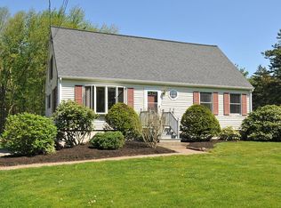 223 Linebrook Rd, Ipswich, MA 01938