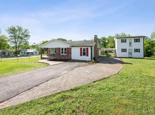 138 E 4th St, Parsons, TN 38363