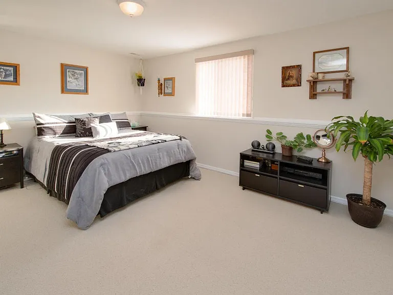 7375 Salerno Cir — Photo 9