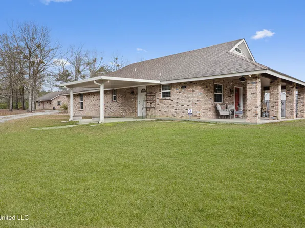 1285 Firetower Rd, Kiln, MS 39556