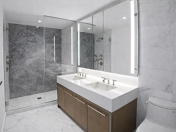 5th image of 75 Park Ln S APT 219