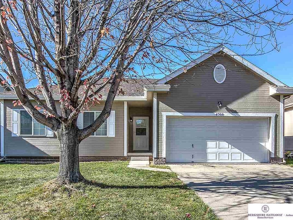 1st image of 4708 N 147th St
