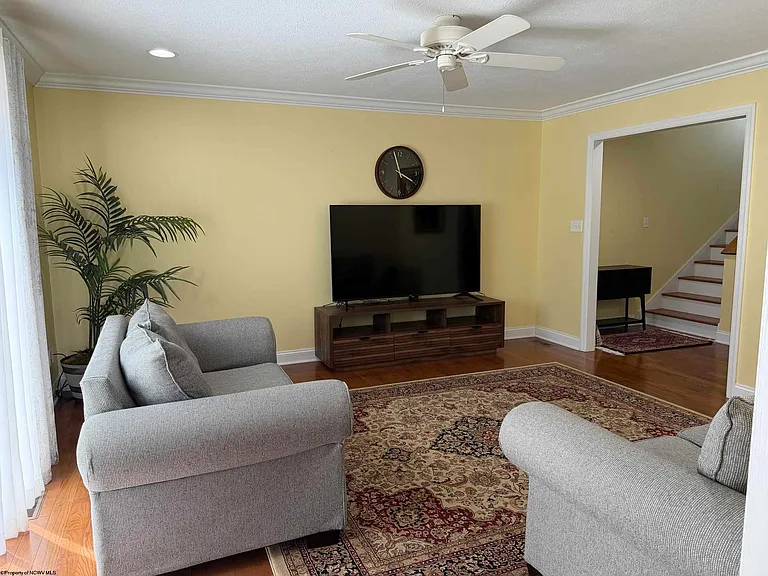 309 Sonoma Way — Photo 26