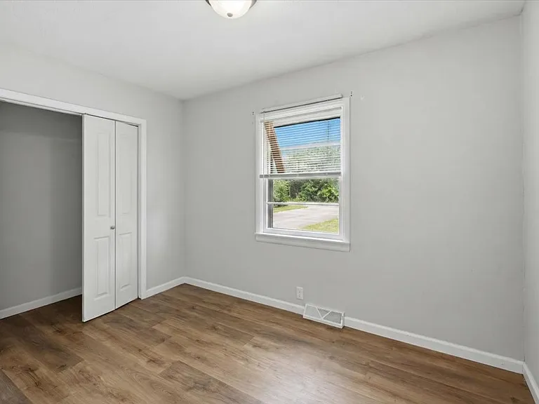 2448 N Irwin St — Photo 13