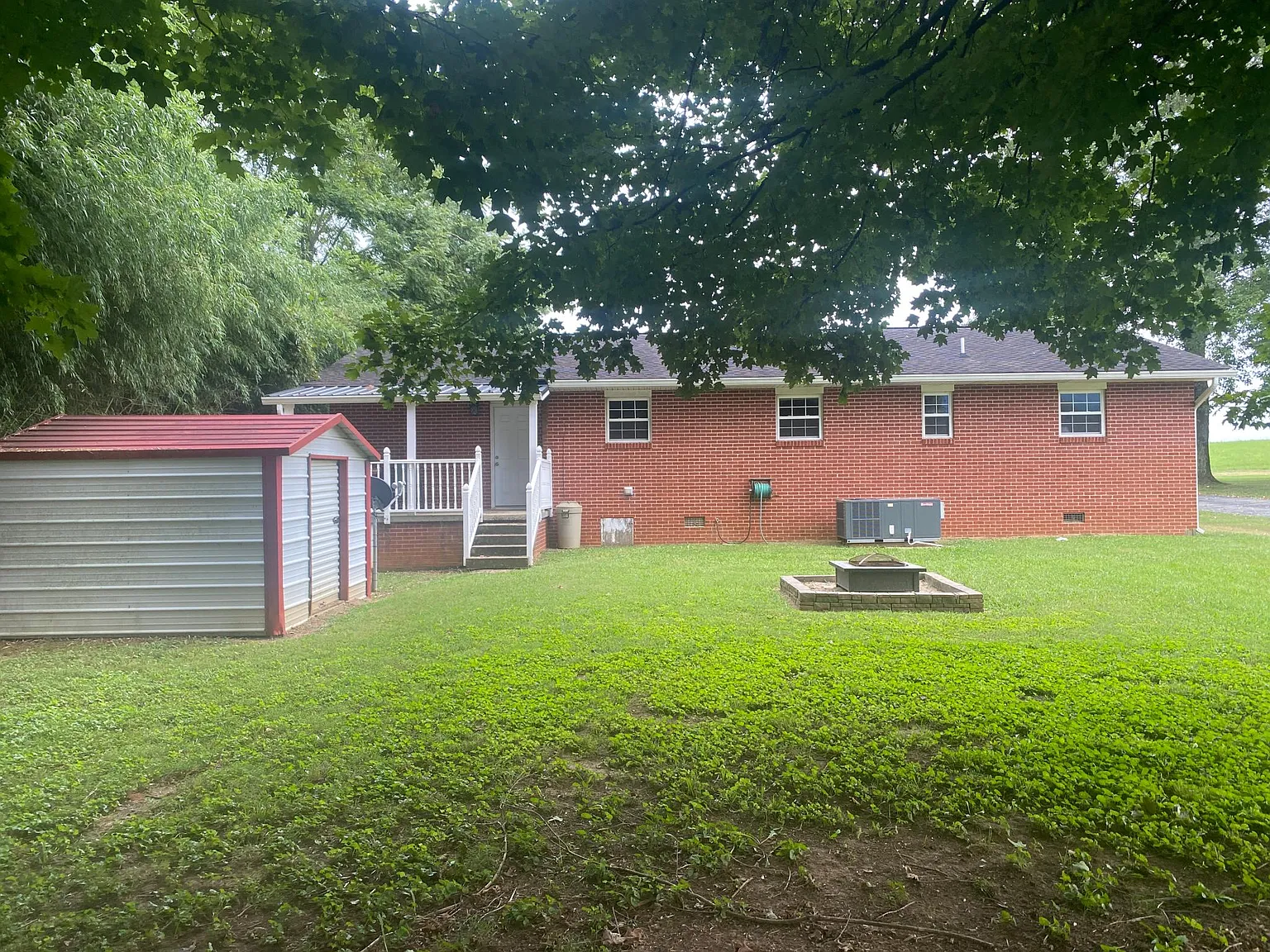 3 bed, 1148 sqft, $1,600 — Photo 1