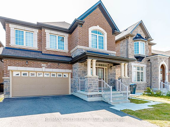2nd image of 33 Tiger Cres