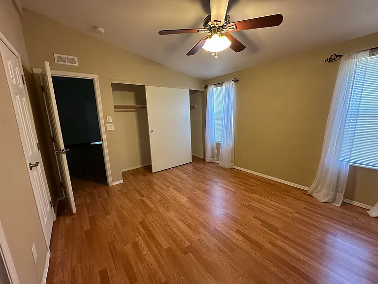 1888 Sarafina Dr — Photo 16