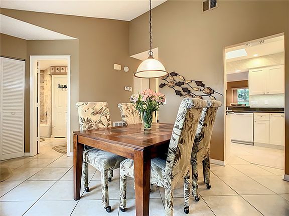 5th image of 1330 Coral Park Ln #401