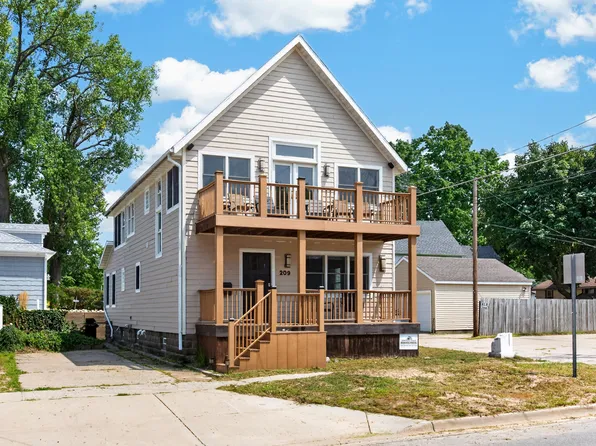 209 Park St, Saint Joseph, MI 49085