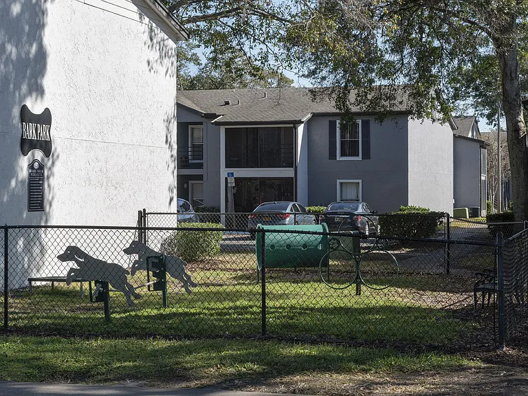 Parke East — Photo 28