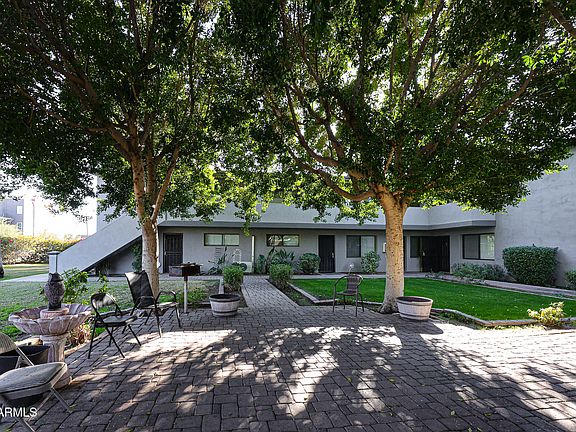 4th image of 4224 N 12TH Street #202