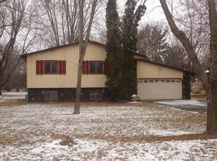 17130 3rd St NE, Ham Lake, MN 55304