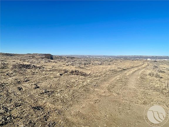 5th image of 2391 Blue Creek Rd