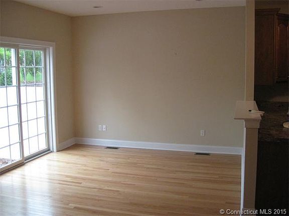 4th image of 63 Gianna Dr