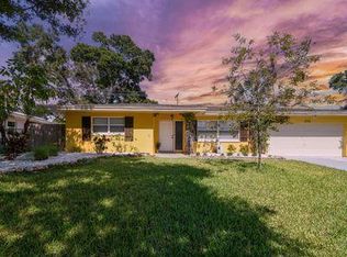 1431 San Helen Dr, Dunedin, FL 34698