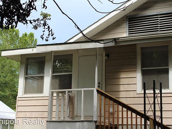 3rd image of 2961 Green St