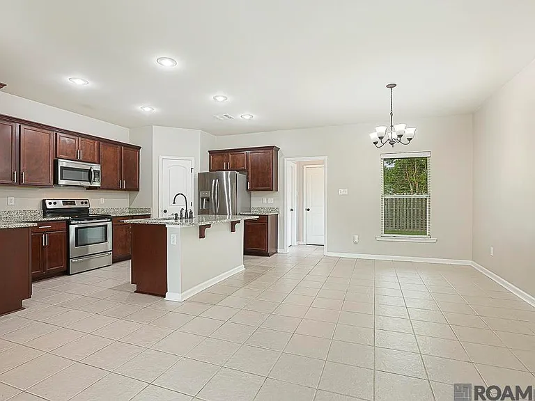 18317 Sunset Park Dr — Photo 5