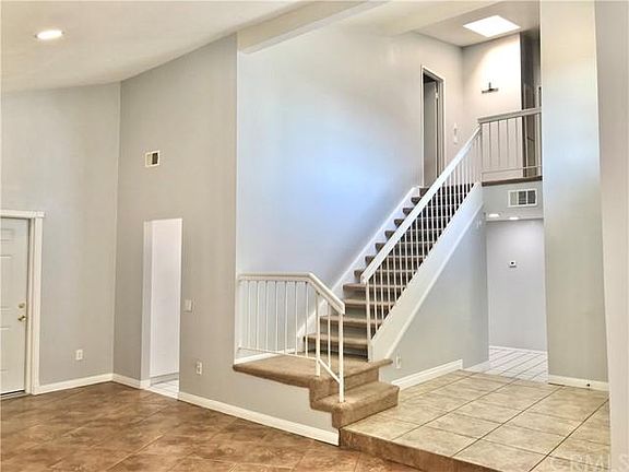 4th image of 12565 Broadleaf Ln