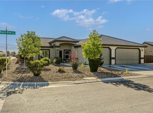 91 Weeping Willow Ct, Pahrump, NV 89048