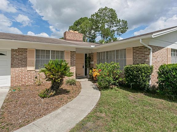 3rd image of 2748 Elisa Dr E
