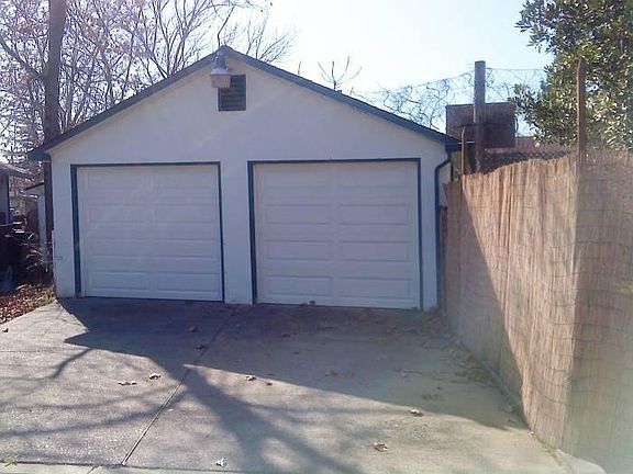 2nd image of 401 Circuit Dr