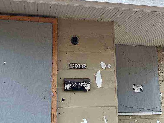 11395 Evergreen