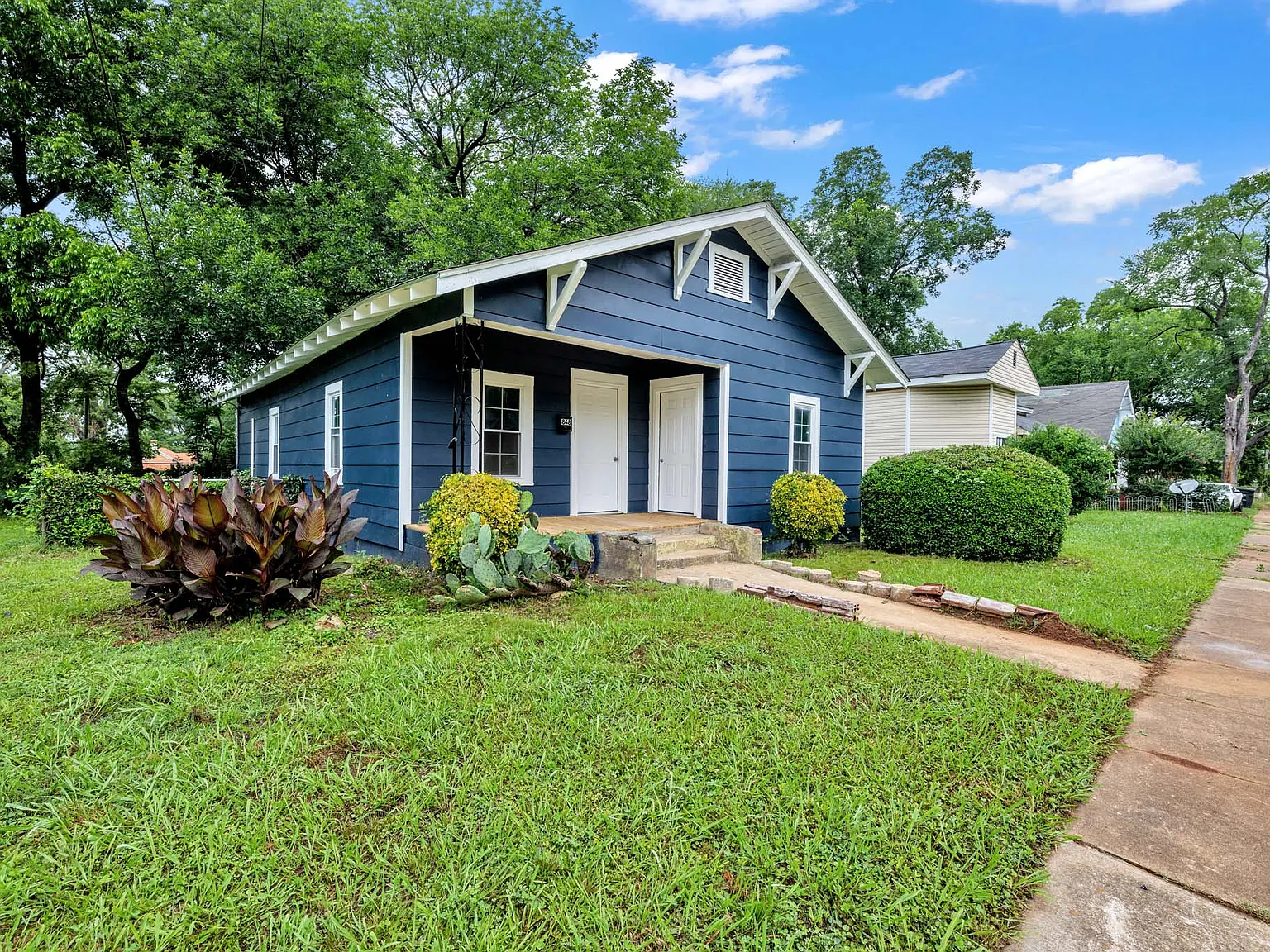 848 42nd Place N Birmingham, AL 35212 - 1 — Photo 2