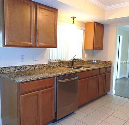 4th image of 298 Mount Vernon Dr
