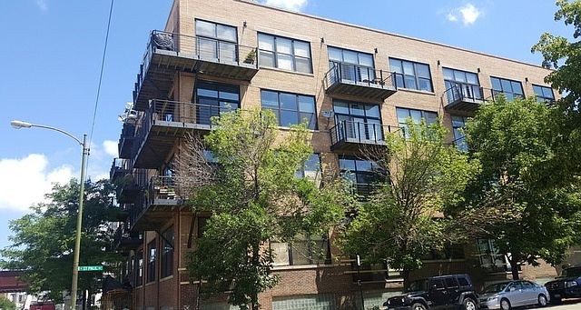 1st image of 1751 N Western Ave APT 302