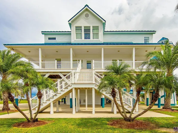 63 Manilla Village Ct, Grand Isle, LA 70358