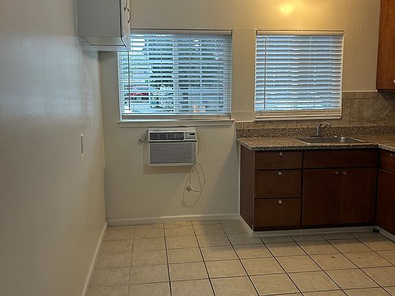 2nd image of 2131 Marlboro Ct #2