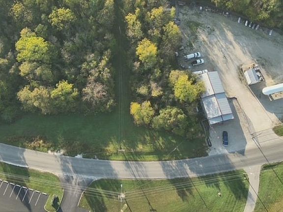 3rd image of 1695 W Hospital Rd