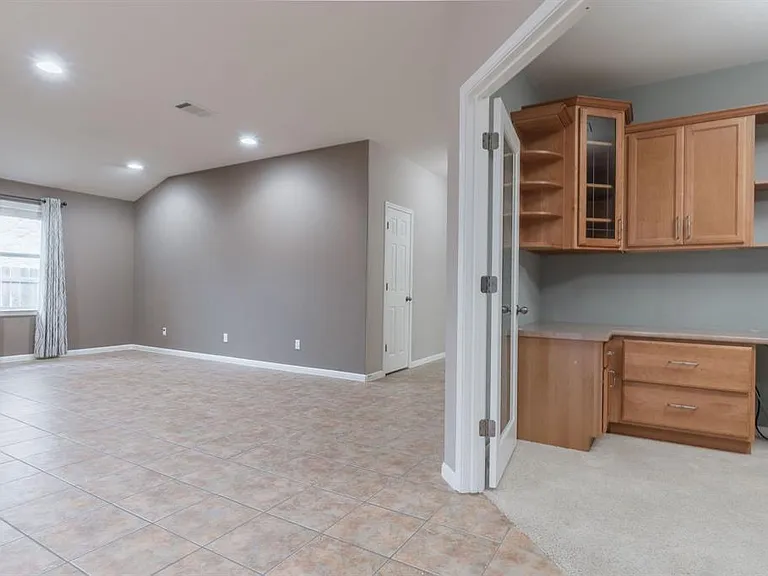9408 Castle Pines Dr — Photo 5