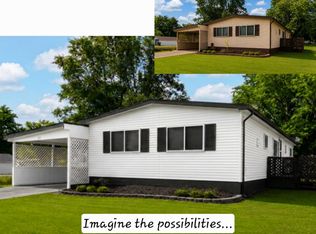 208 W Pennsylvania Ave, Pittsburg, IL 62974