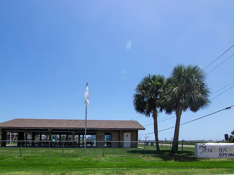 16618 Bermuda Way — Photo 34