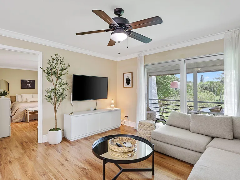2700 Fiore Way #2020 — Photo 4