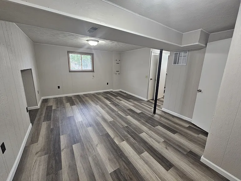 6234 S 140th Ave — Photo 17